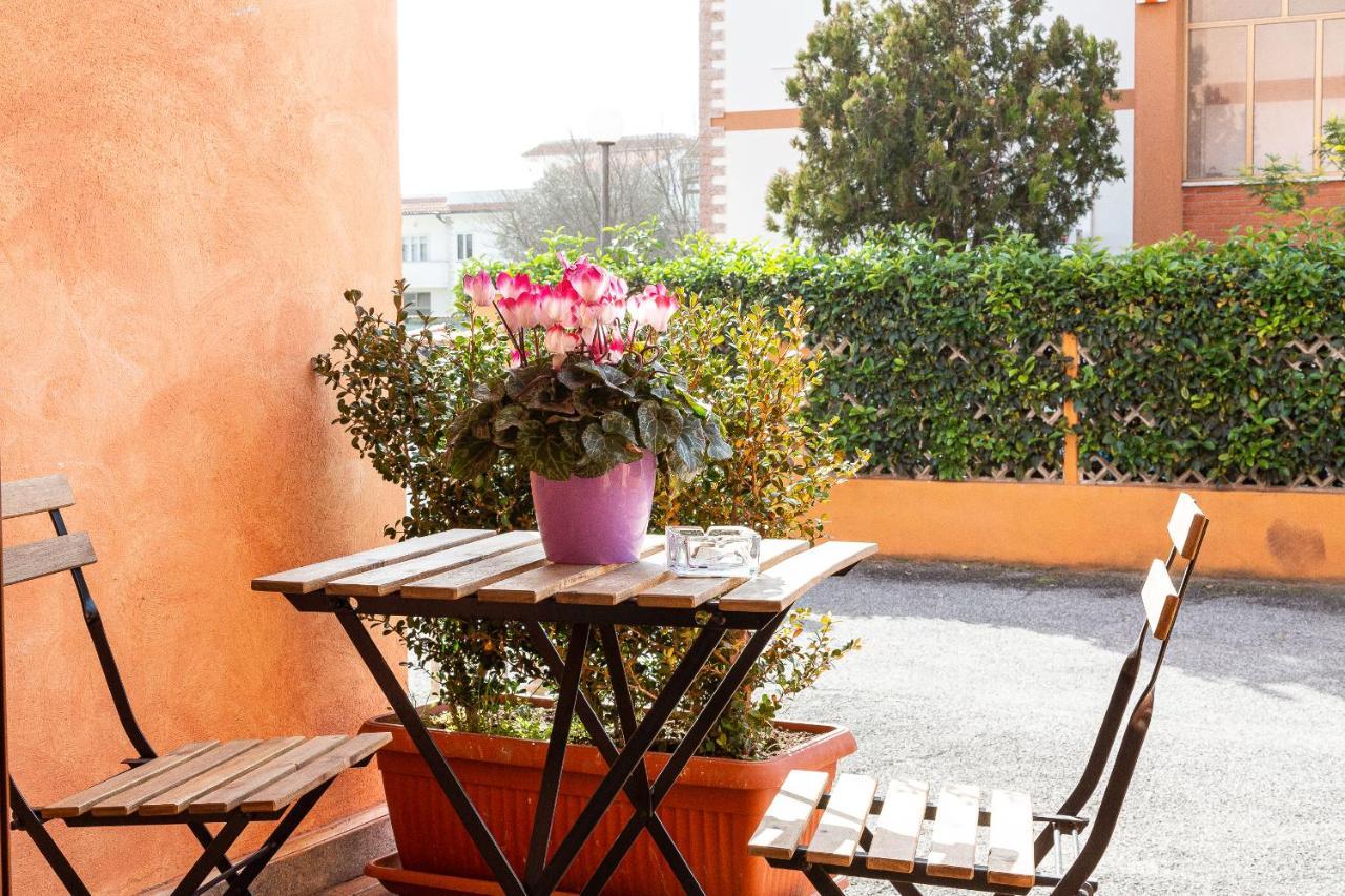 Ciaccio House Near Airport Appartement Fiumicino Buitenkant foto